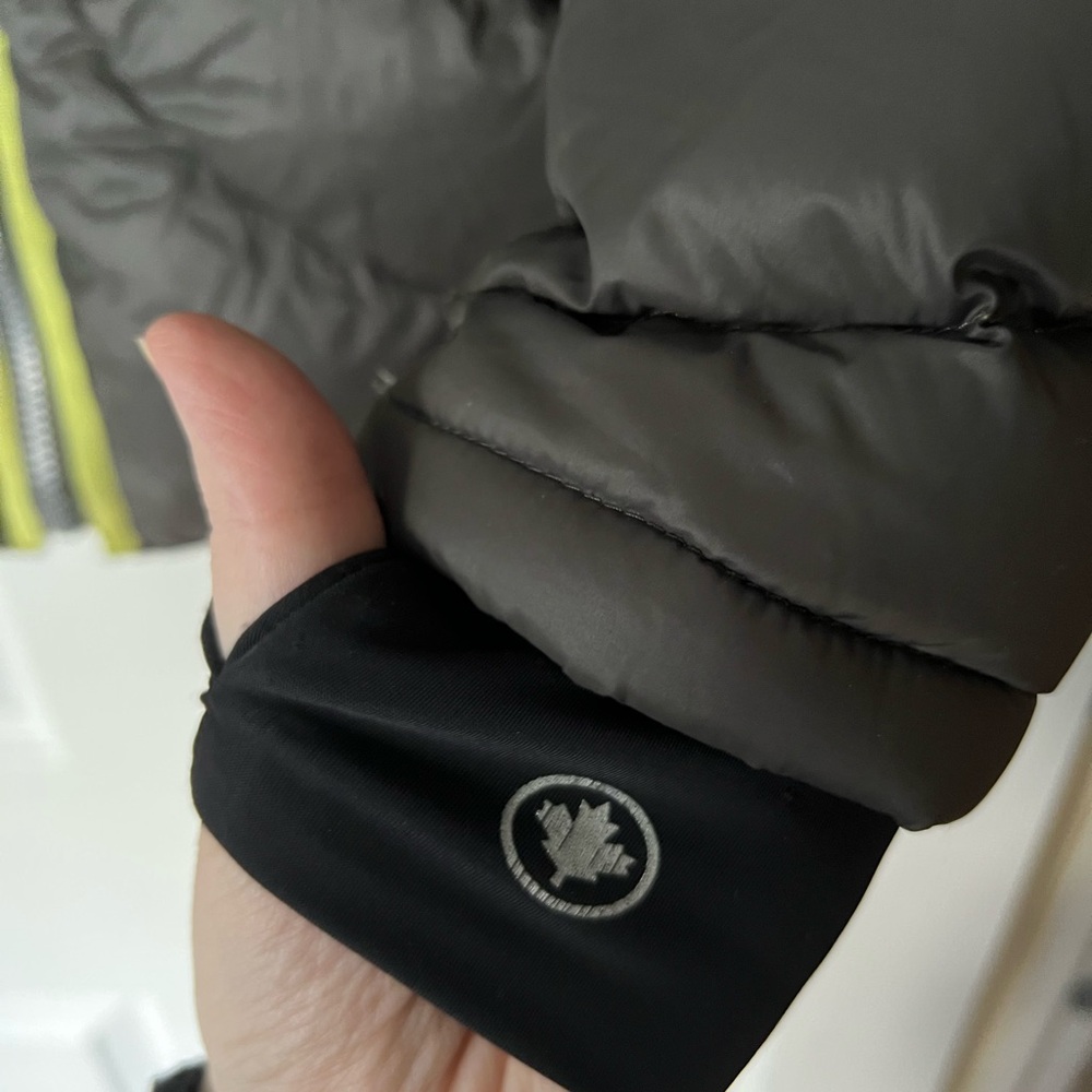 Halifax Traders Down Jacket - Gray And Lime - Siz… - image 7